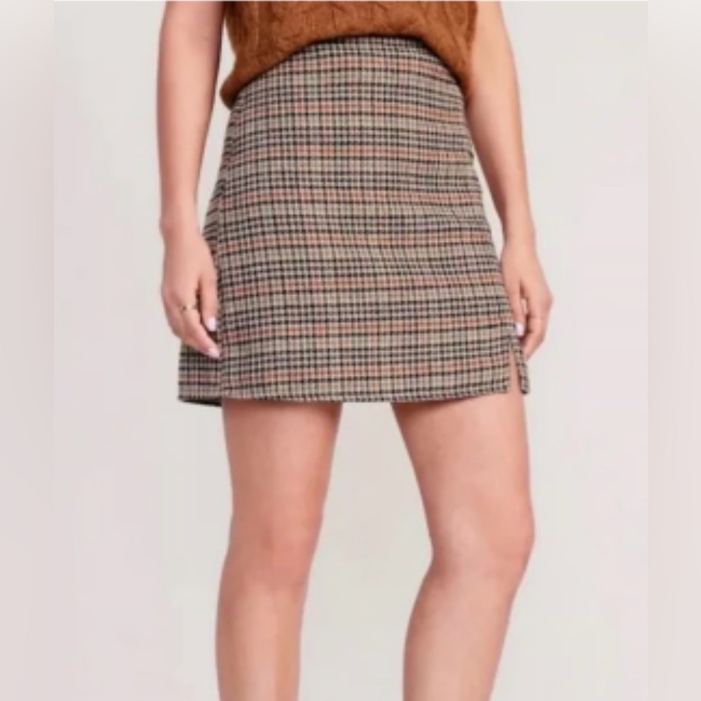 NWT Old Navy Brown Plaid Mini Skirt